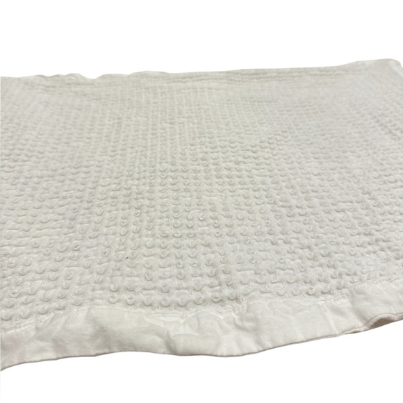 Bedsure Coconut White Waffle Texture Pillow Cases x2 - Picture 6 of 9